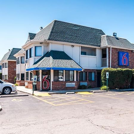Motel 6 Chicago - Elk Grove 엘크그루브빌리지 외부 사진