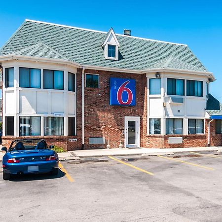 Motel 6 Chicago - Elk Grove 엘크그루브빌리지 외부 사진