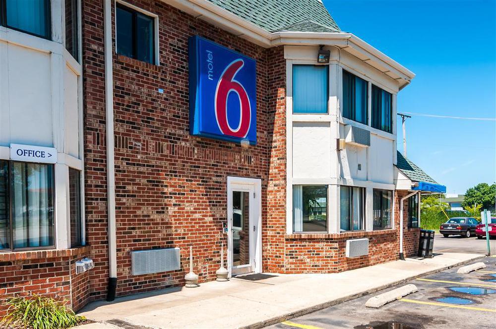 Motel 6 Chicago - Elk Grove 엘크그루브빌리지 외부 사진